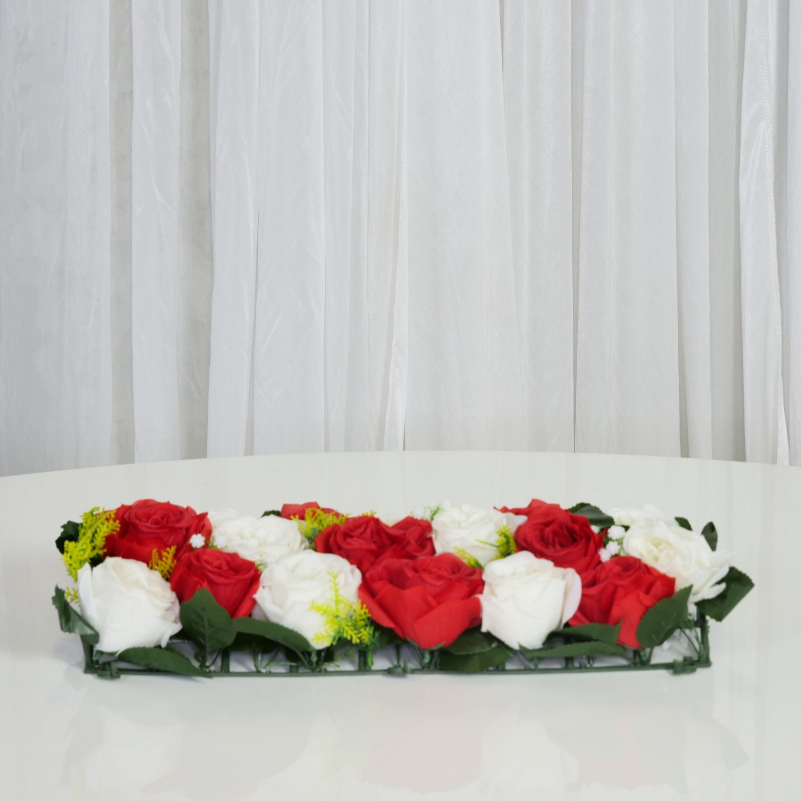 Location - Chemin de table floral rectangulaire 50cm x 25cm - Rouge et blanc