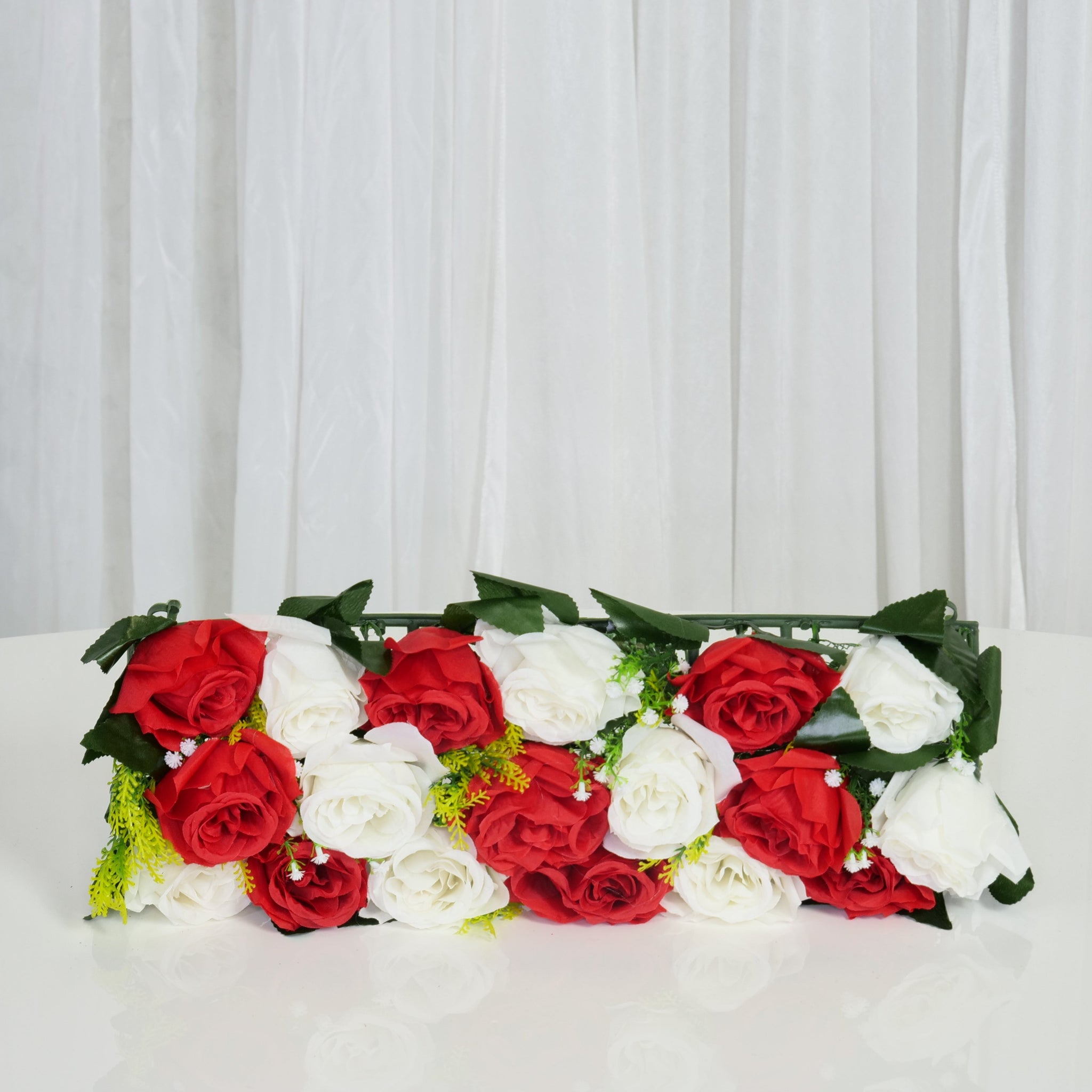 Location - Chemin de table floral rectangulaire 50cm x 25cm - Rouge et blanc