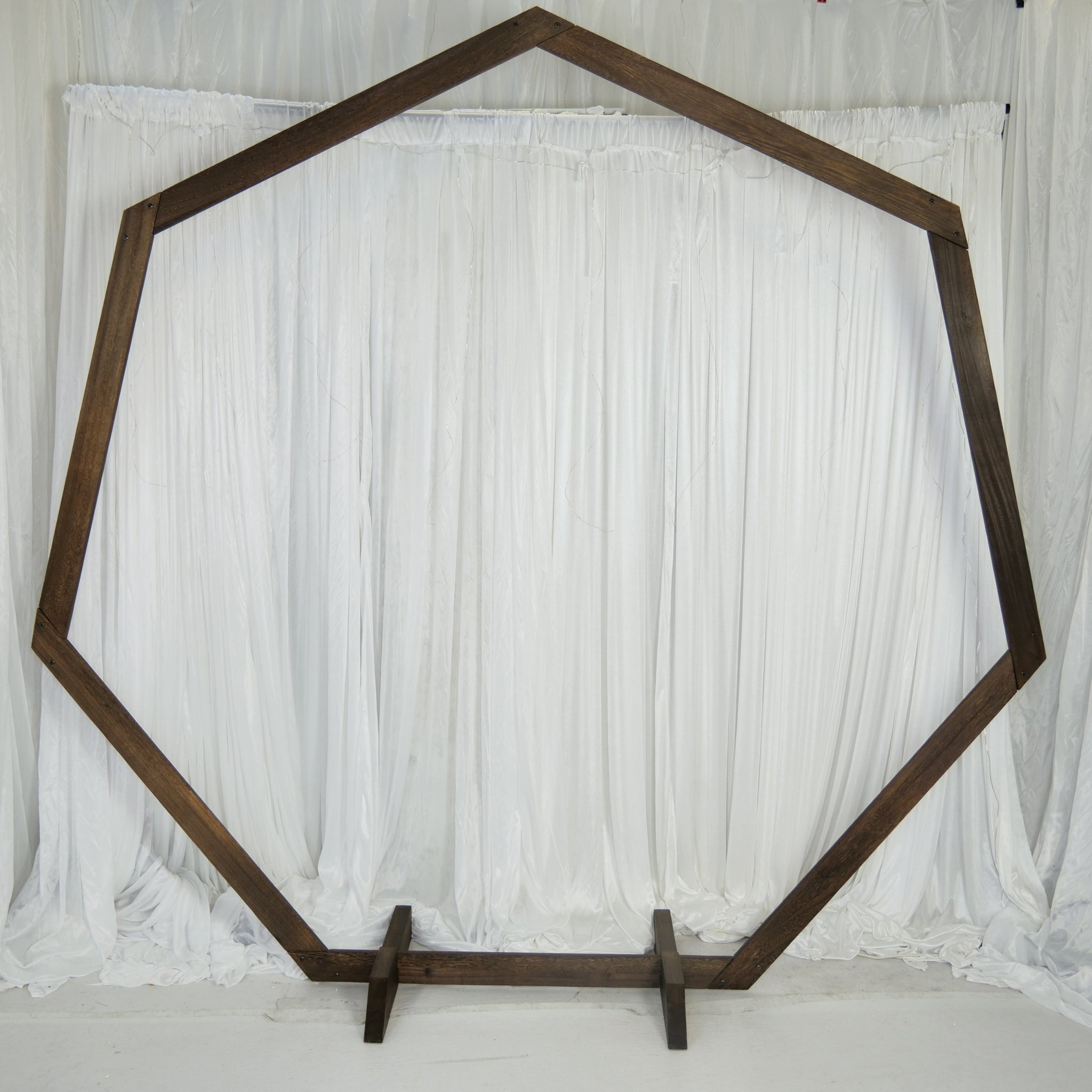 Location - Arche hexagonale en bois - 230cm