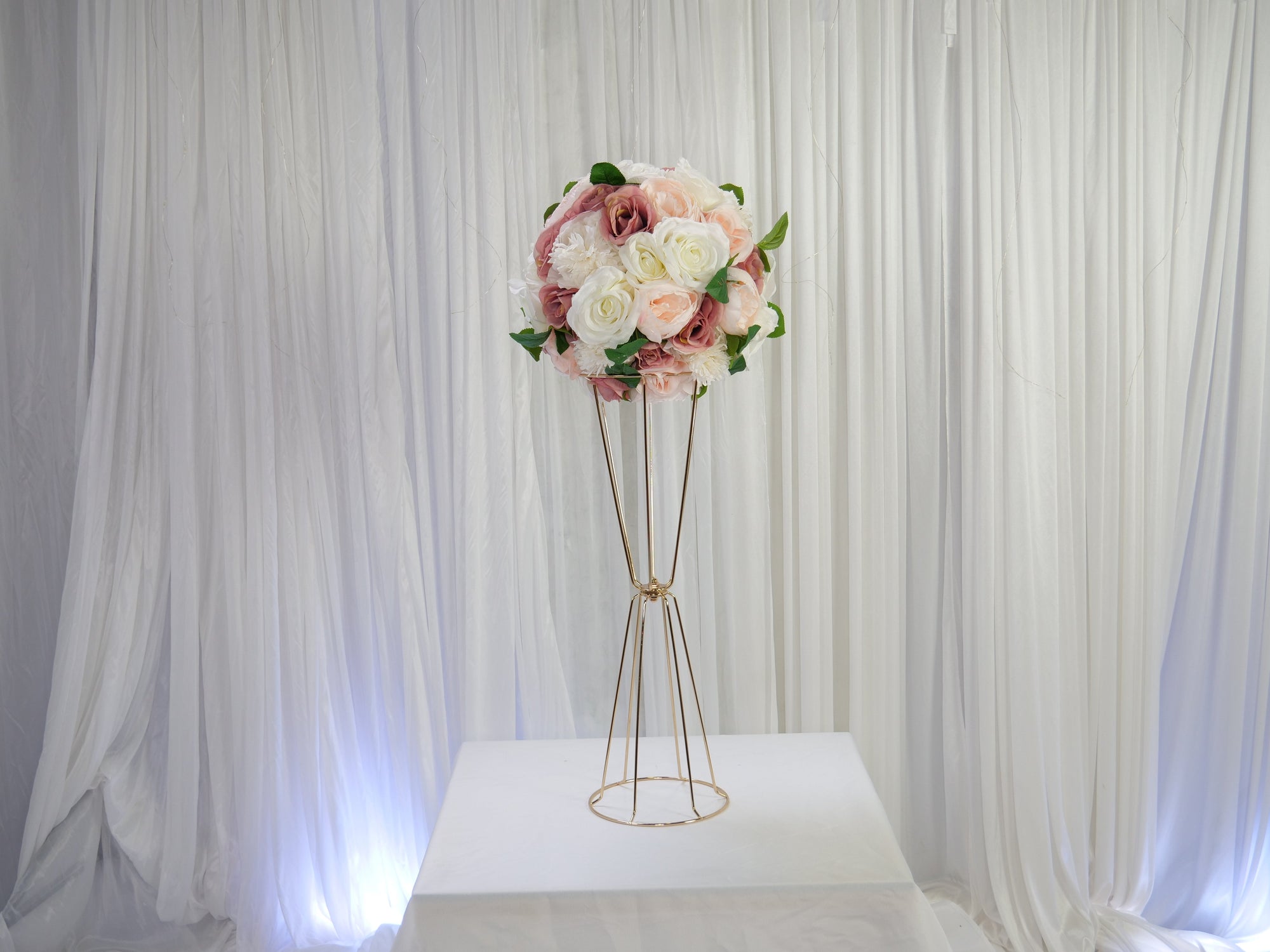 Location - Boule de fleurs Artificielles MIX/NUDE 40cm