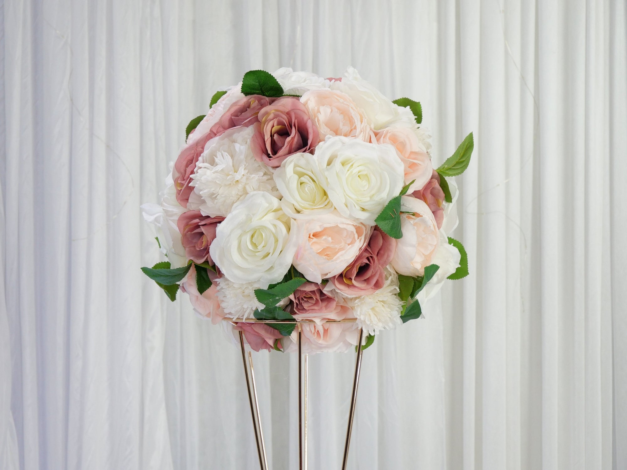 Location - Boule de fleurs Artificielles MIX/NUDE 40cm